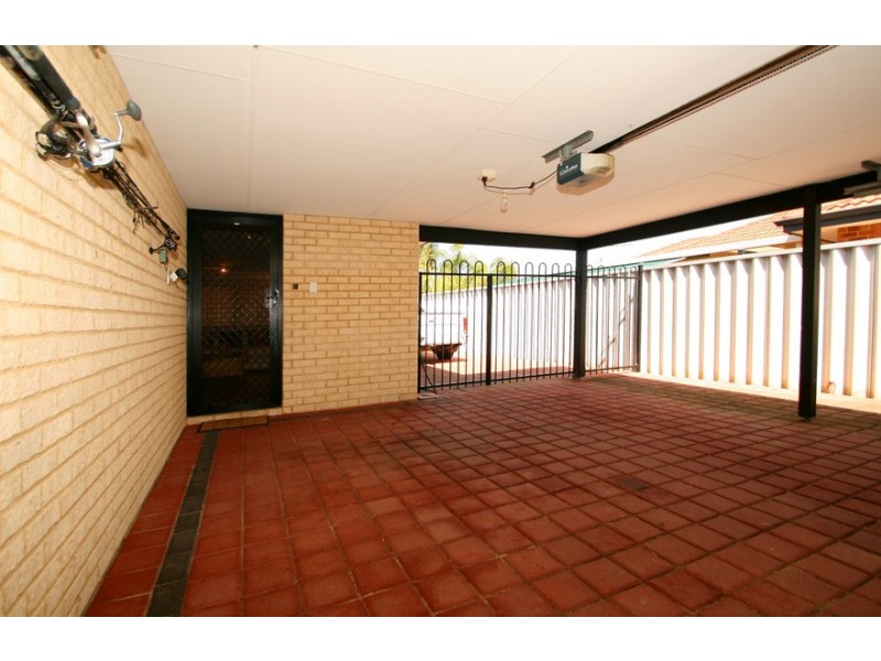 11 Eva Lynch Way, Warnbro WA 6169