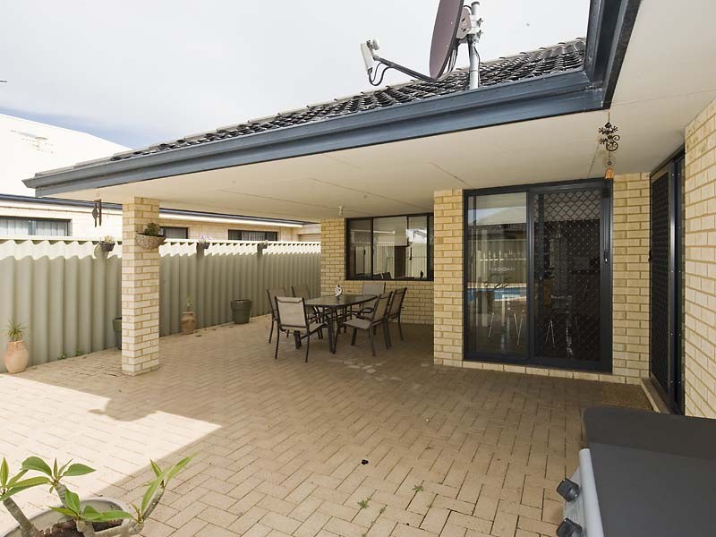 72 Seawind Drive, Rockingham WA 6168