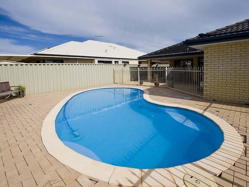 72 Seawind Drive, Rockingham WA 6168