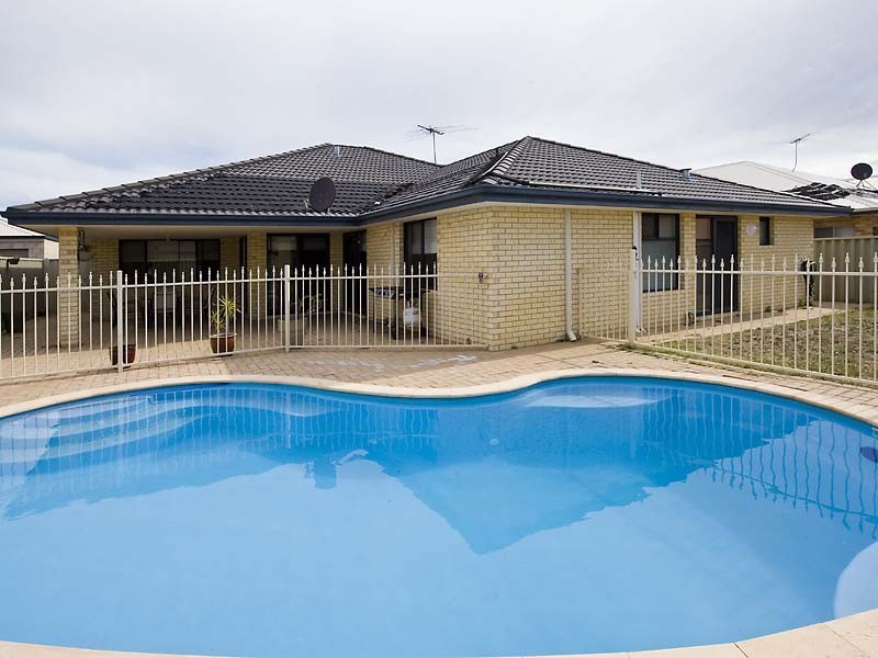 72 Seawind Drive, Rockingham WA 6168