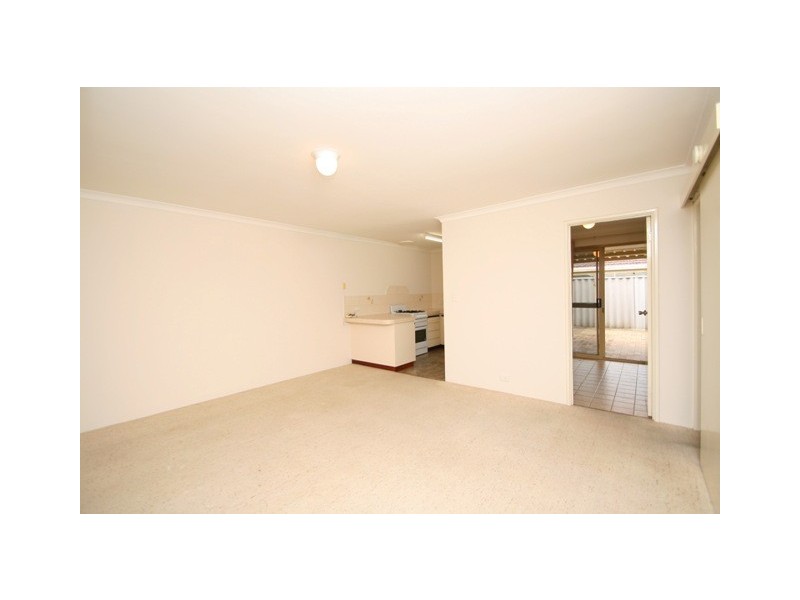 15/5 Ashford Avenue, Rockingham WA 6168