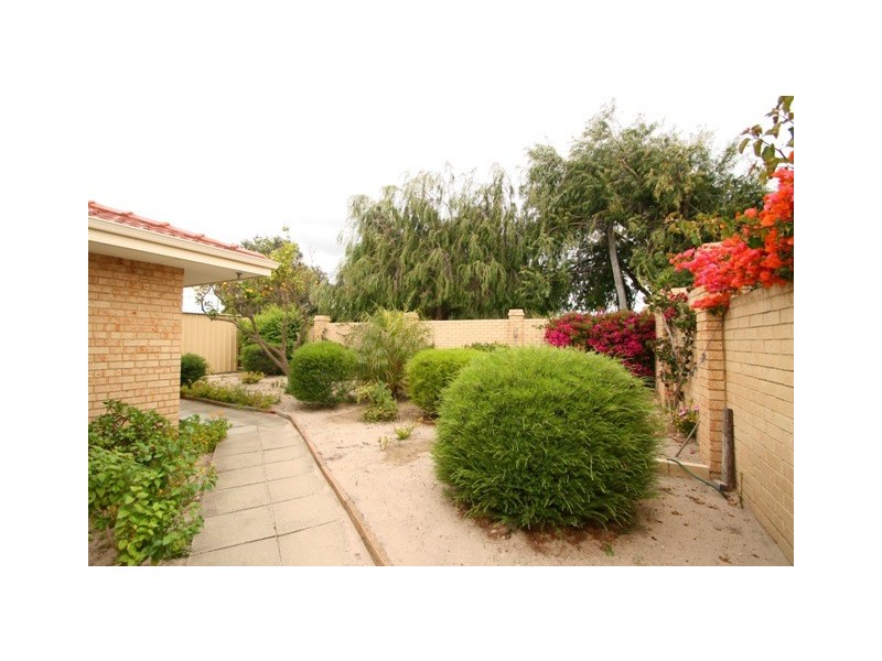 15/5 Ashford Avenue, Rockingham WA 6168