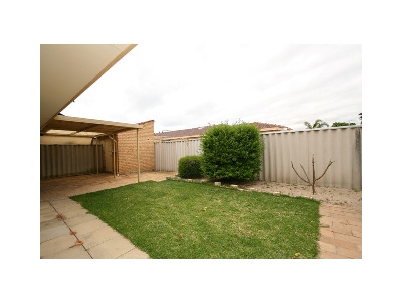 15/5 Ashford Avenue, Rockingham WA 6168