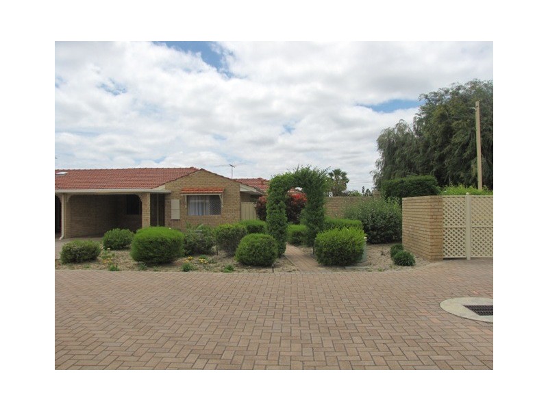 15/5 Ashford Avenue, Rockingham WA 6168