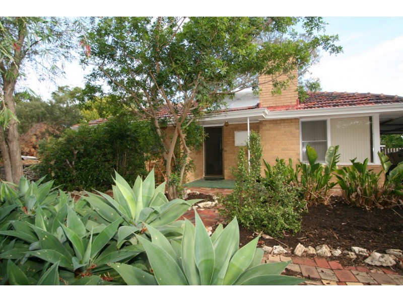 39 Clint Way, Calista WA 6167