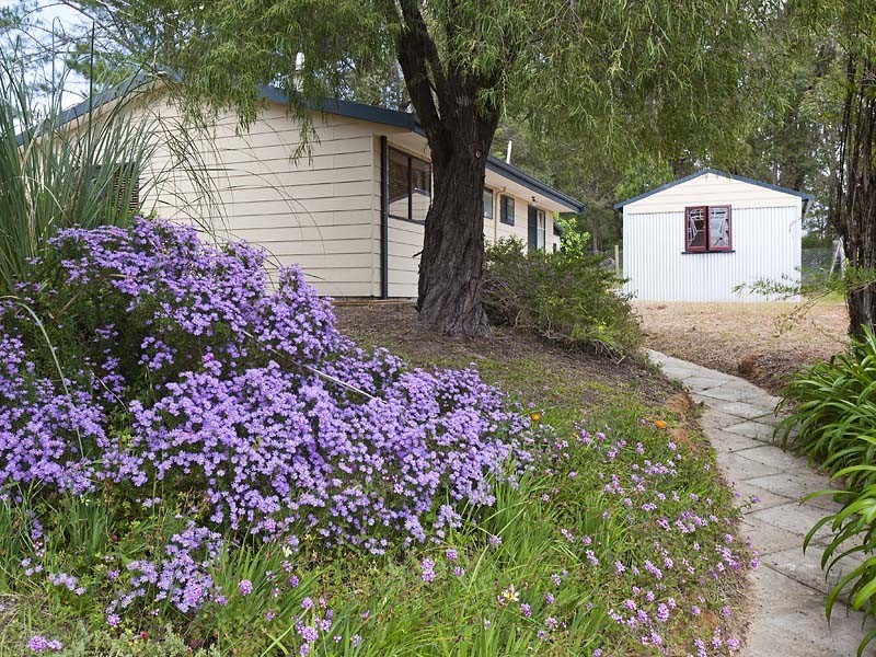 49 Wanliss Street, Jarrahdale WA 6124