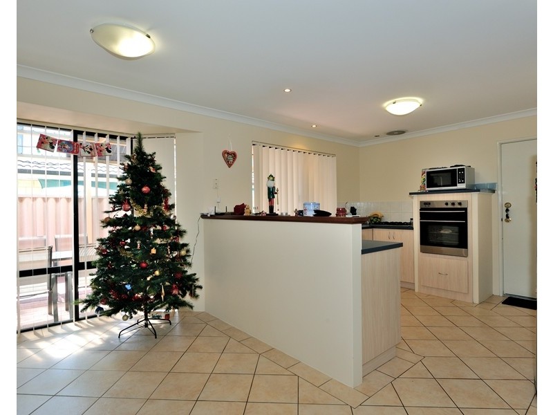 16 Pimento Circle, Port Kennedy WA 6172