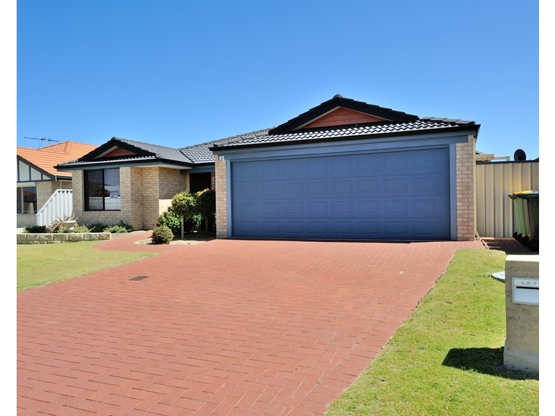 16 Pimento Circle, Port Kennedy WA 6172