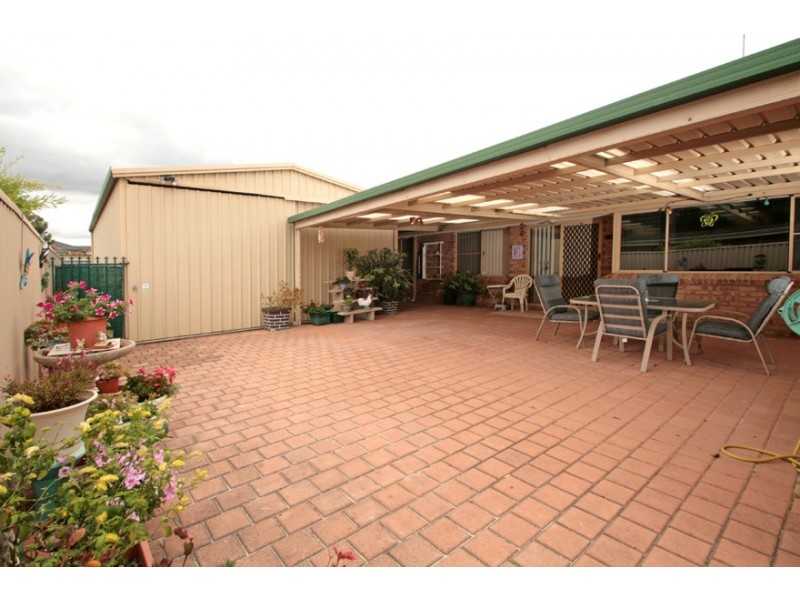 8 Bunbury Place, Rockingham WA 6168