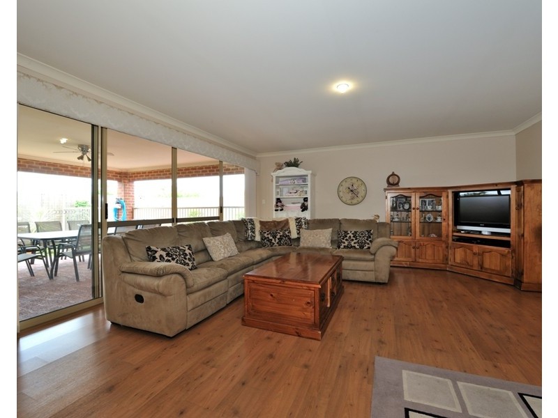 1 Coates Avenue, Baldivis WA 6171