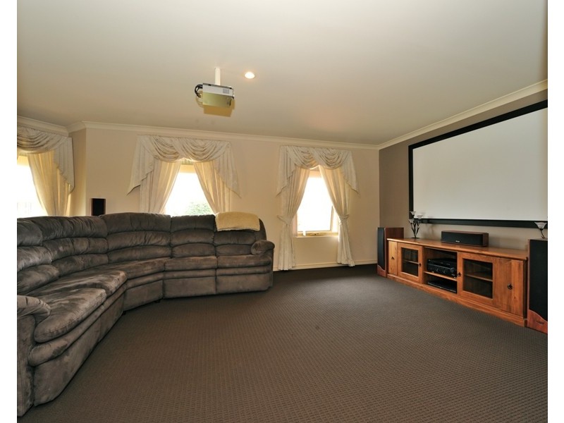 1 Coates Avenue, Baldivis WA 6171