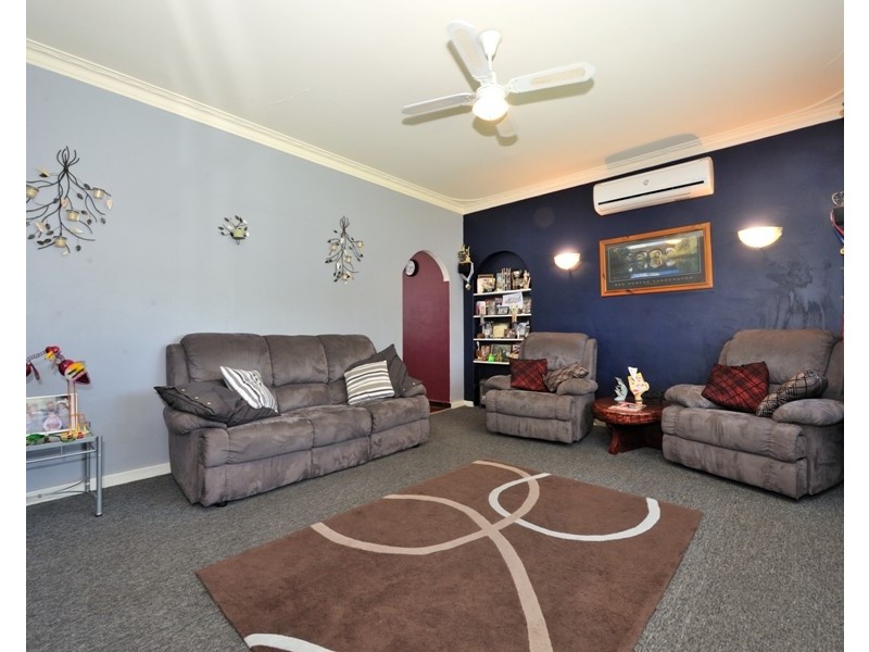 15 Pictor Court, Rockingham WA 6168