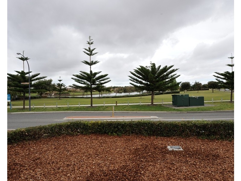 60 Harrington Waters Drive, Waikiki WA 6169