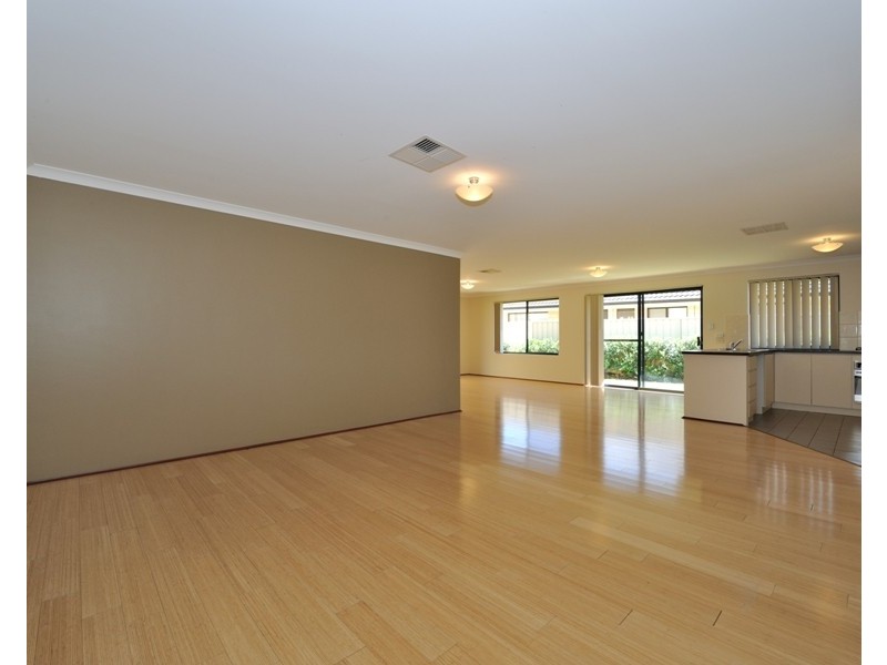 18 Waring Heights, Baldivis WA 6171