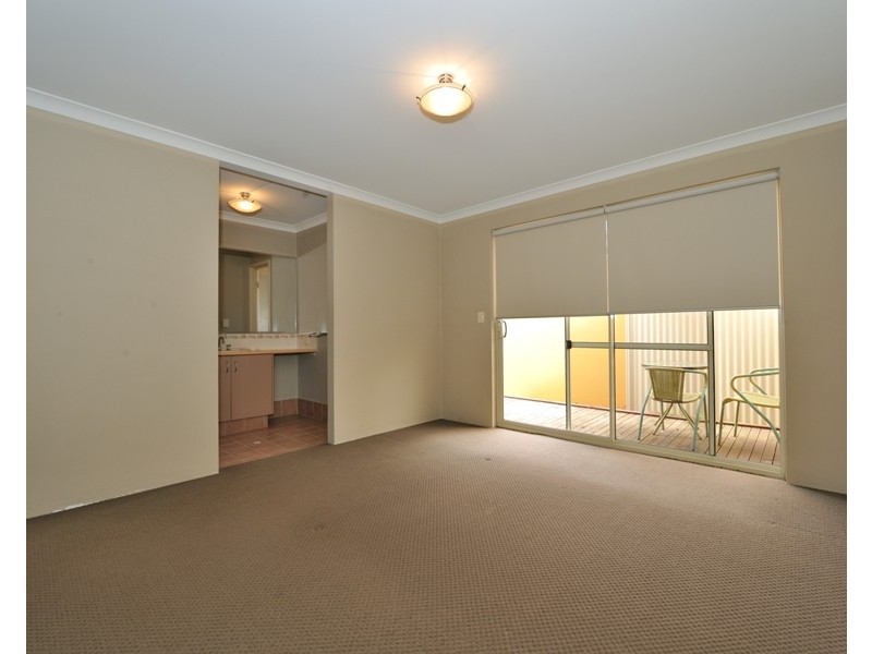 28 Mosedale Loop, Waikiki WA 6169