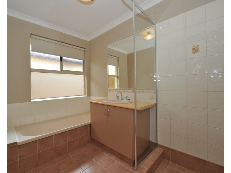 28 Mosedale Loop, Waikiki WA 6169