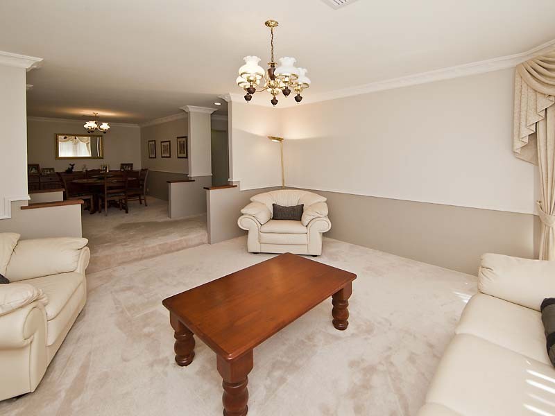 52 Arundel  Drive, Wellard WA 6170