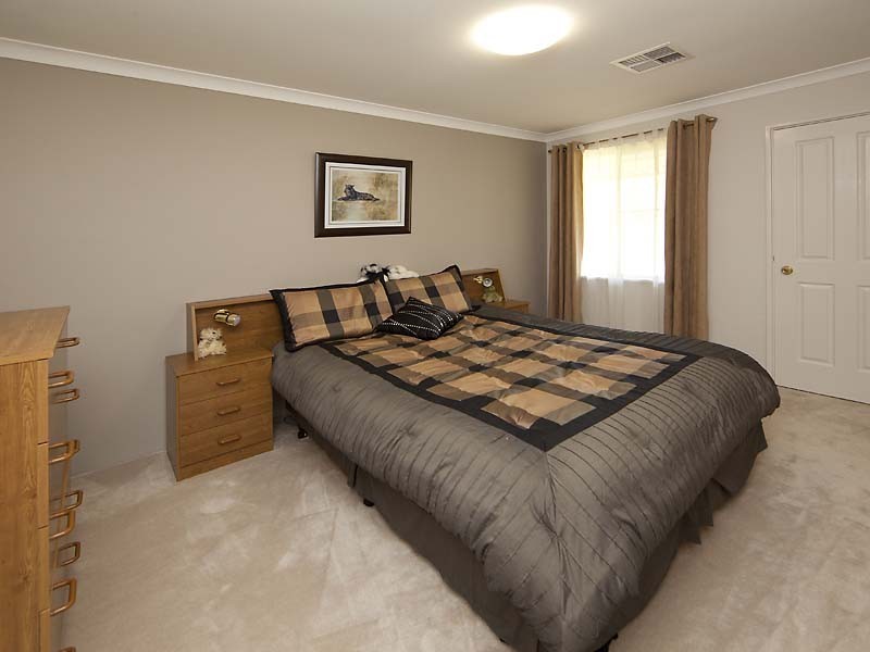 52 Arundel  Drive, Wellard WA 6170