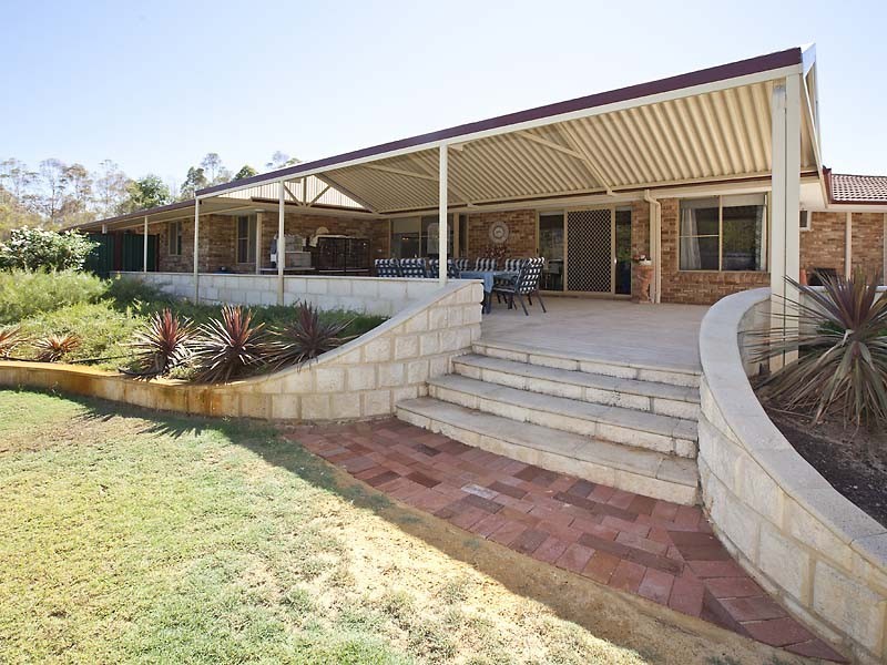 52 Arundel  Drive, Wellard WA 6170