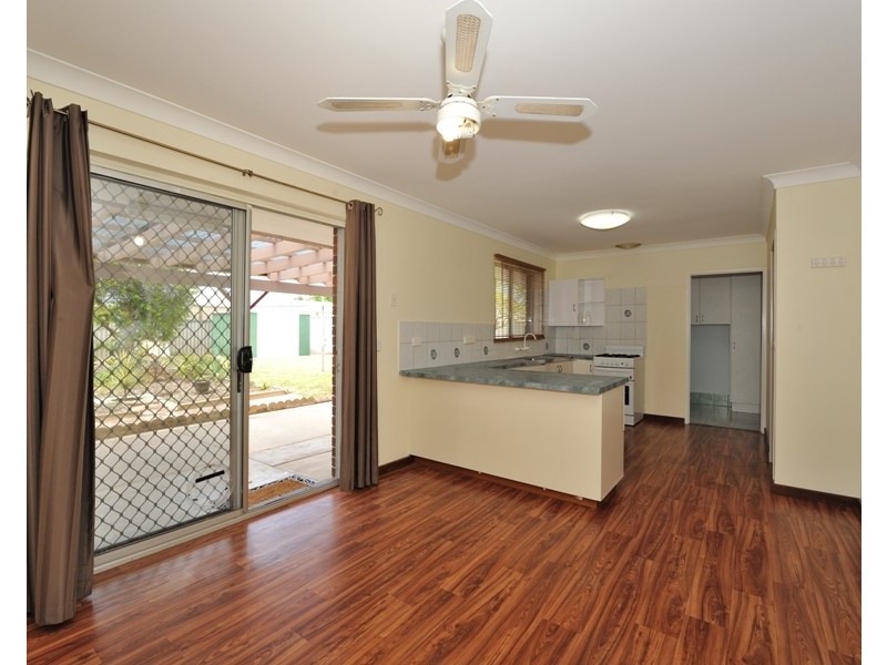 7 Varley Crescent, Cooloongup WA 6168