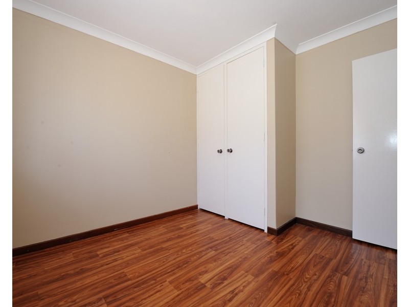 7 Varley Crescent, Cooloongup WA 6168