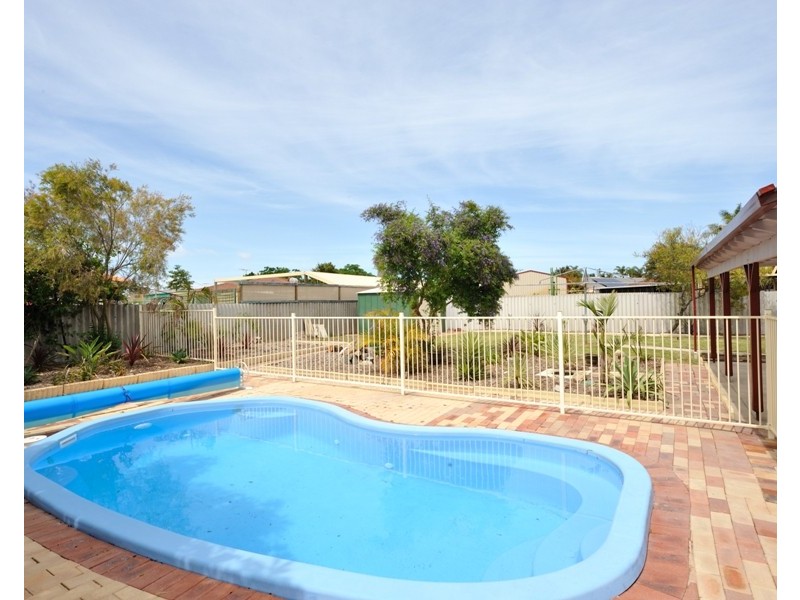 7 Varley Crescent, Cooloongup WA 6168