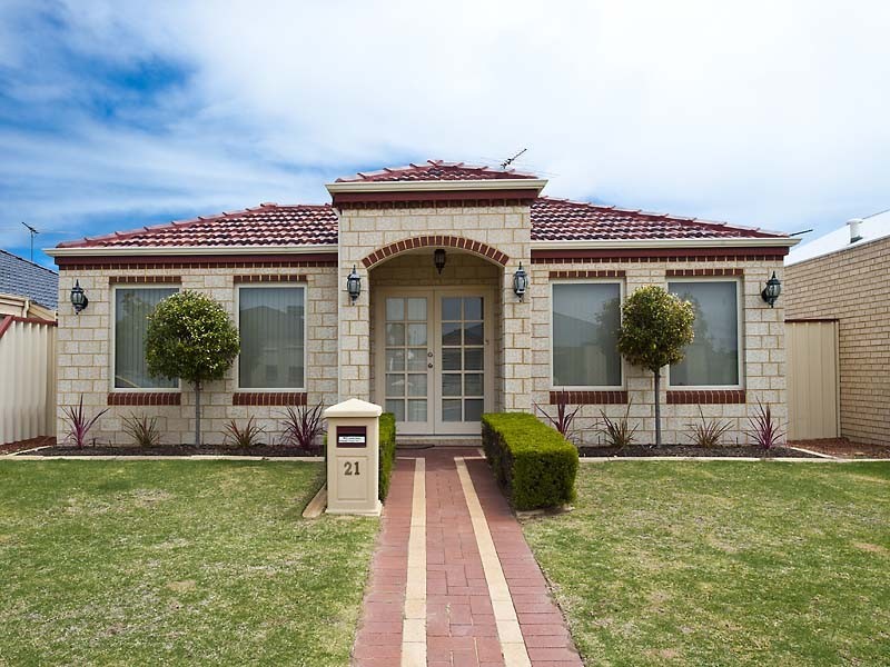 21 Laguardia Loop, Port Kennedy WA 6172