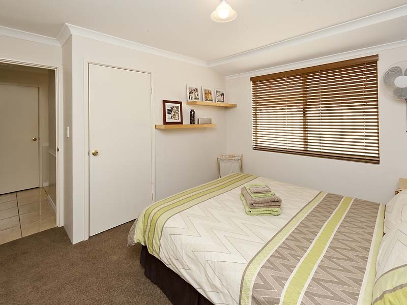 21 Laguardia Loop, Port Kennedy WA 6172