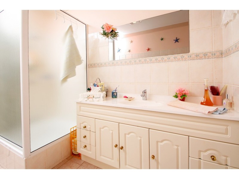 58 Malibu Road, Safety Bay WA 6169