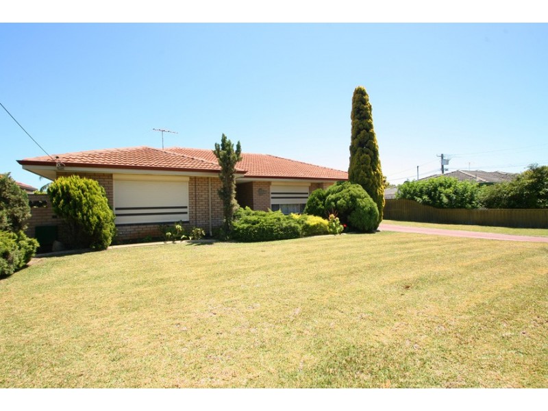 58 Malibu Road, Safety Bay WA 6169