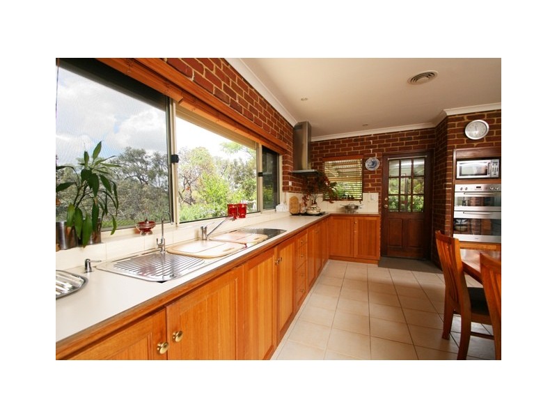 10 Coachman Court, Wellard WA 6170