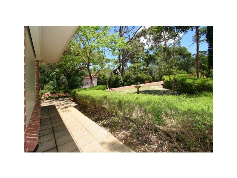 10 Coachman Court, Wellard WA 6170