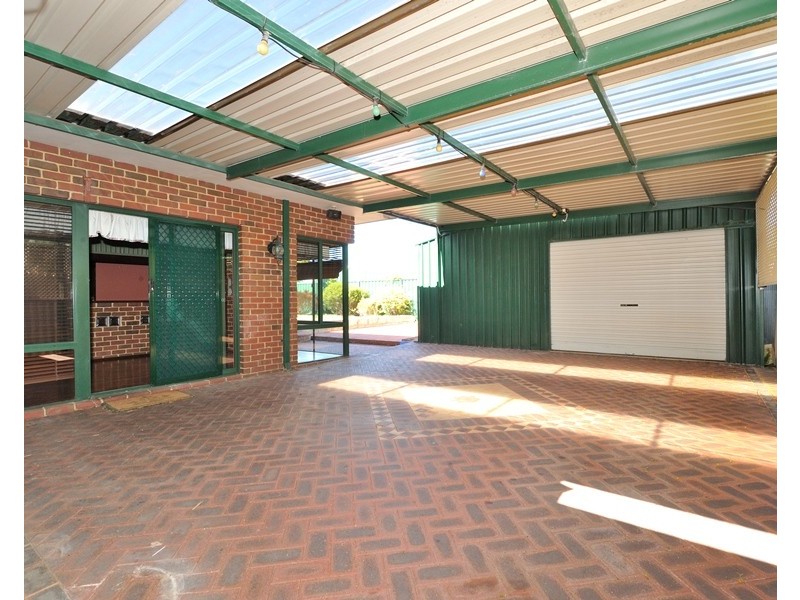 6 LEDGER STREET, Warnbro WA 6169