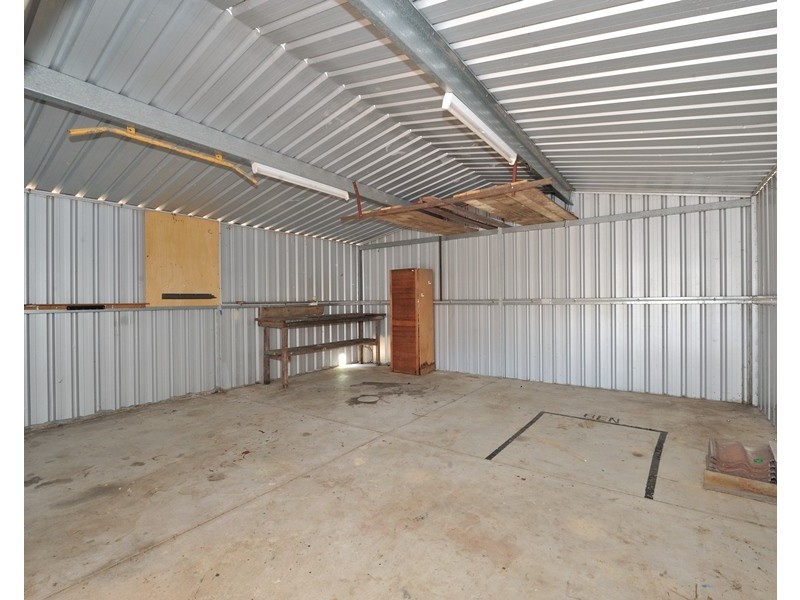 6 LEDGER STREET, Warnbro WA 6169