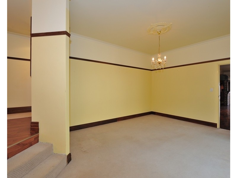 6 LEDGER STREET, Warnbro WA 6169