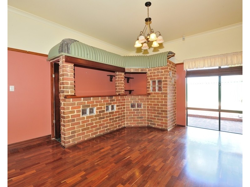 6 LEDGER STREET, Warnbro WA 6169