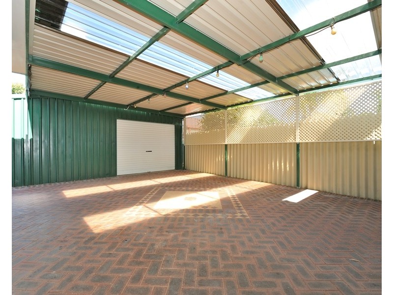 6 LEDGER STREET, Warnbro WA 6169