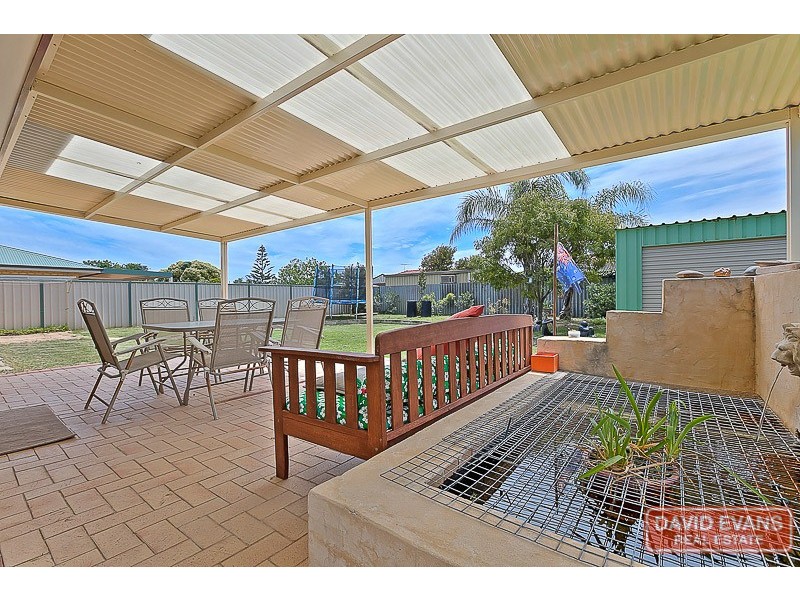 52 Janet Road, Safety Bay WA 6169