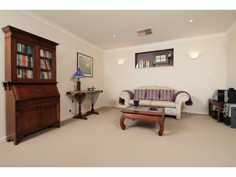 113 Harrington Waters Drive, Waikiki WA 6169