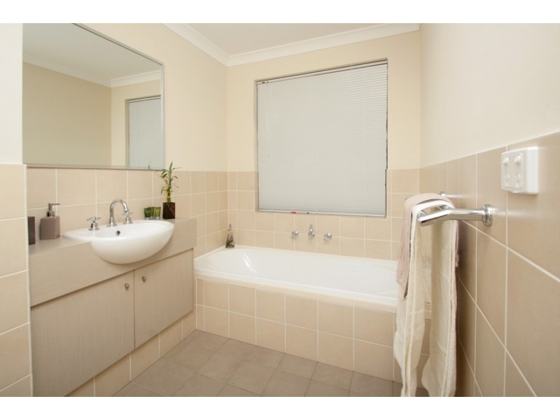 113 Harrington Waters Drive, Waikiki WA 6169