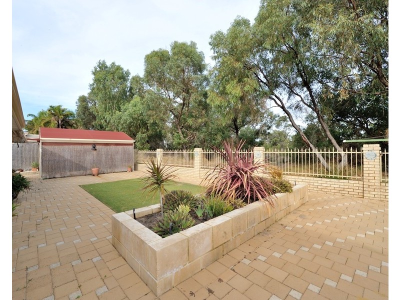 25 Timberlane Loop, Cooloongup WA 6168