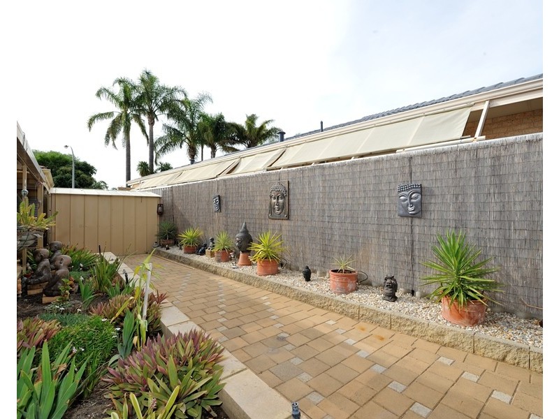 25 Timberlane Loop, Cooloongup WA 6168