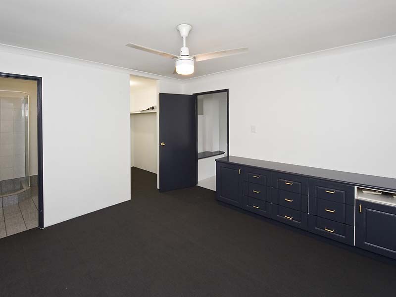 1  Hinds Court, Waikiki WA 6169