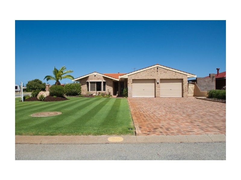 20  Chalmers Avenue, Waikiki WA 6169