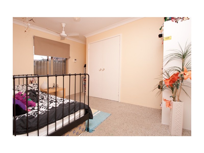 20  Chalmers Avenue, Waikiki WA 6169