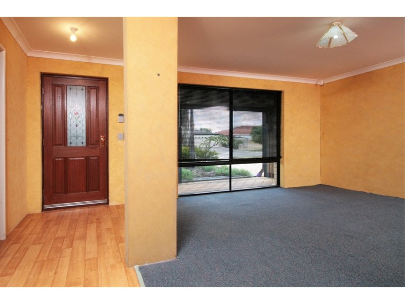 22 Excelsior Meander, Warnbro WA 6169