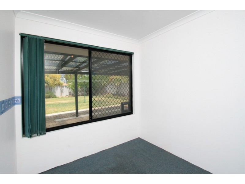 22 Excelsior Meander, Warnbro WA 6169