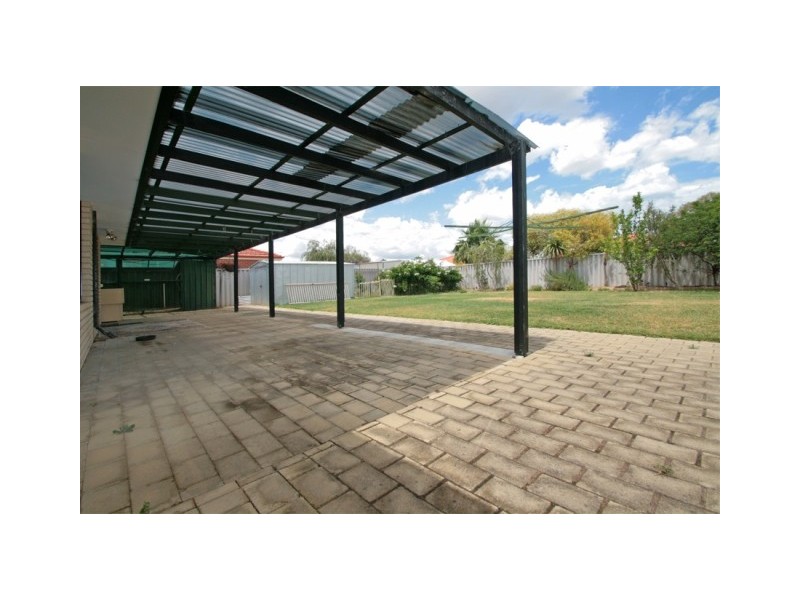 22 Excelsior Meander, Warnbro WA 6169