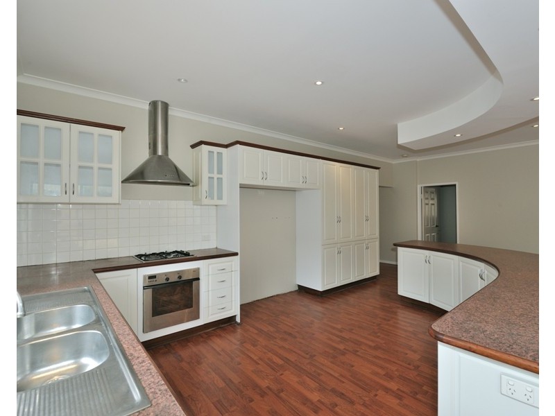 19 HUXTABLE TERRACE, Baldivis WA 6171