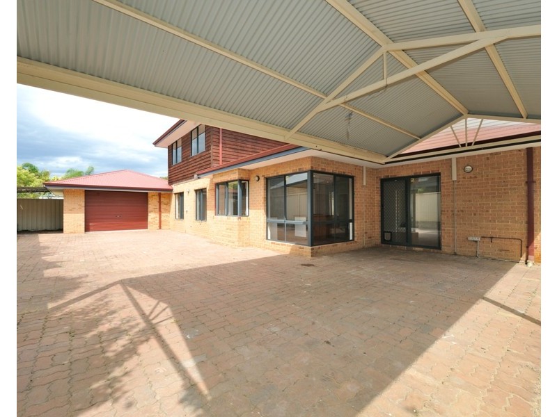 19 HUXTABLE TERRACE, Baldivis WA 6171